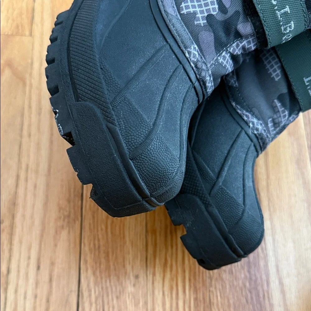 L.L. Bean Black and Gray Camouflage Snow Boots - Picture 3 of 7